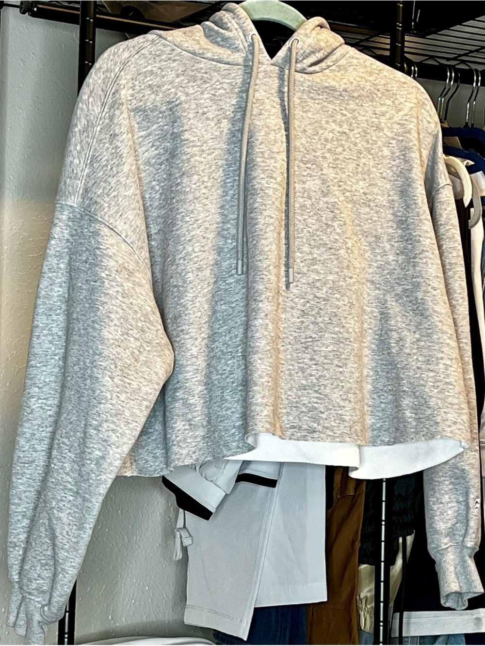 Fabletics Heather Gray Cropped Hoodie ~ buttery soft